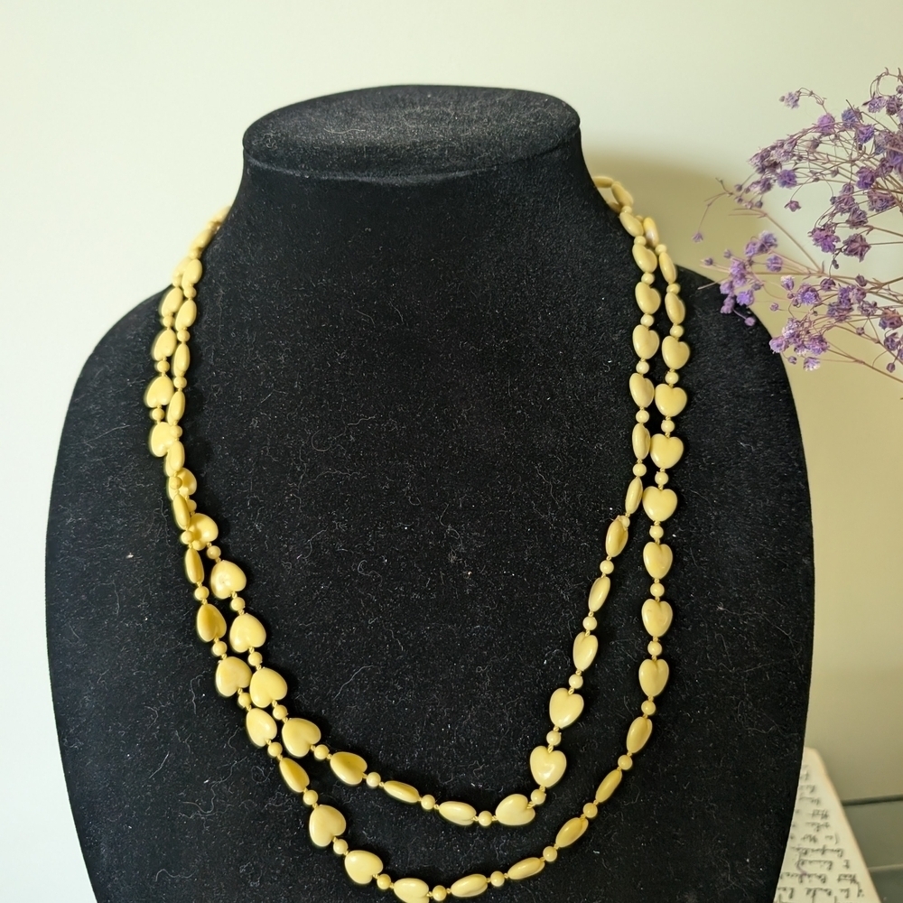 Elegant Yellow Beaded Necklace